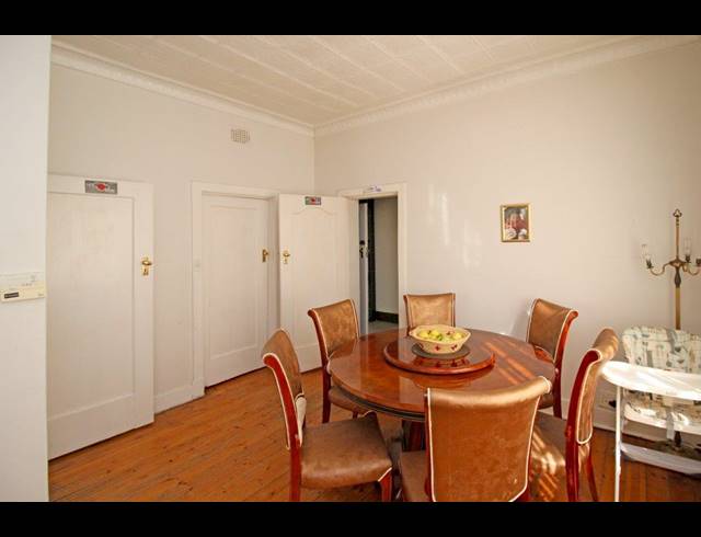2,974M² BUILDING FOR SALE IN KEW